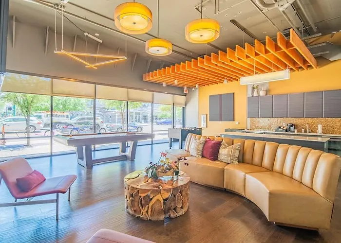 Apartamento Unique 1bd - Dt Phx - Parking, Gym, Pool - Sleeps 6