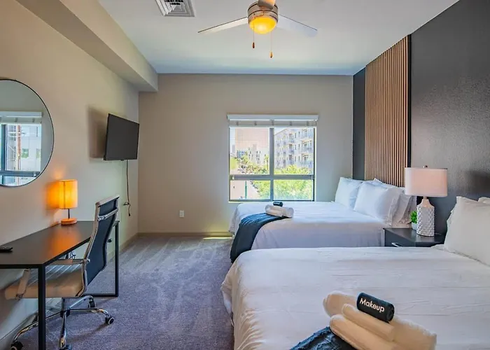 Unique 1bd - Dt Phx - Parking, Gym, Pool - Sleeps 6 * Phoenix
