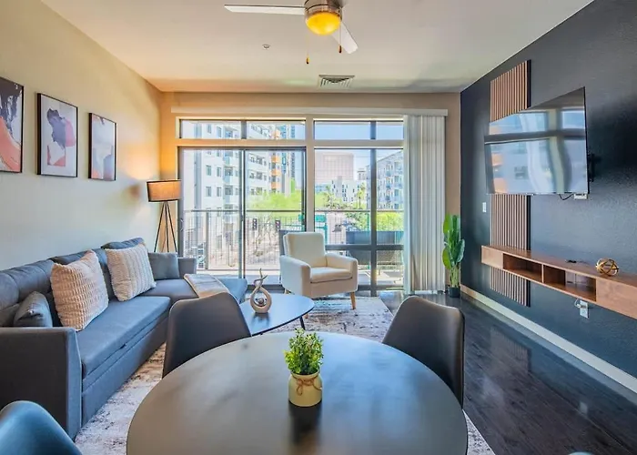 Apartamento Unique 1bd - Dt Phx - Parking, Gym, Pool - Sleeps 6 *